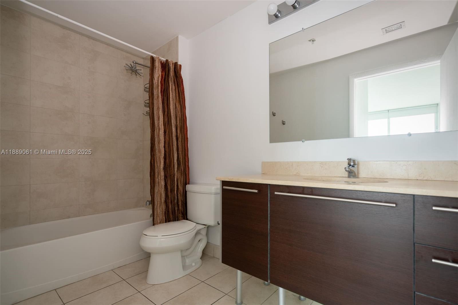 1900 North Bayshore Drive, Unit 2201 Miami, FL 33132 - Photo 12 of 43