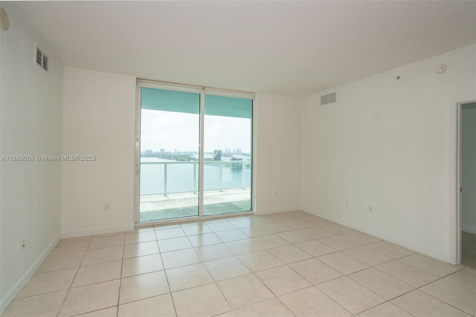 1900 North Bayshore Drive, Unit 2201 Miami, FL 33132 - Photo 18 of 43