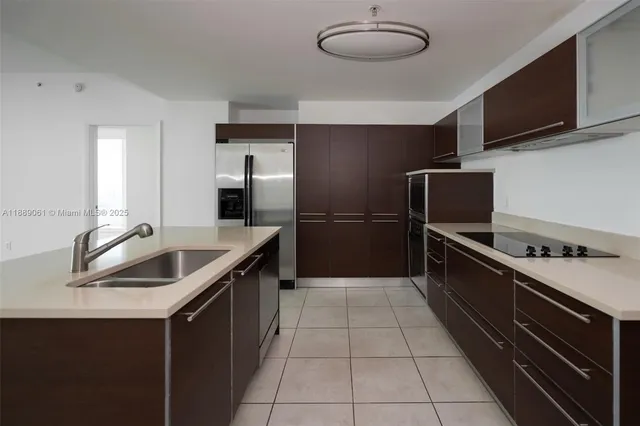 $4,700 | 1900 North Bayshore Drive, Unit 2201, Miami, FL 33132