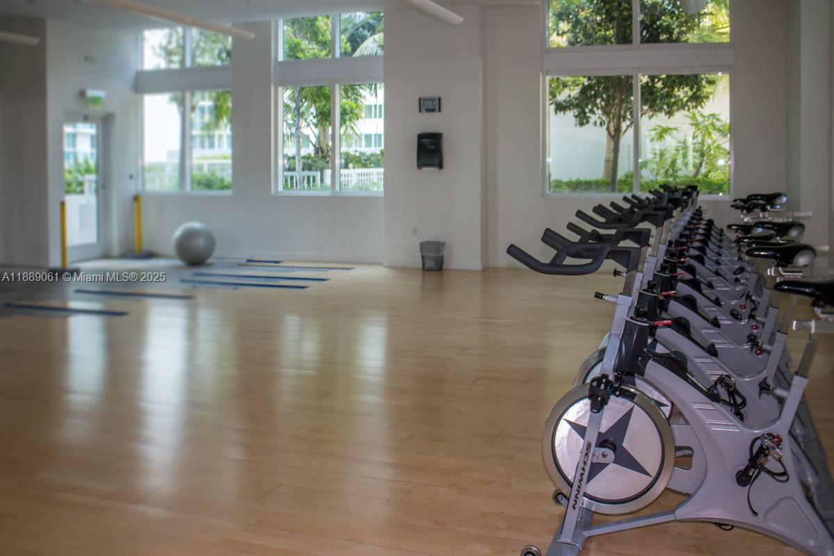 1900 North Bayshore Drive, Unit 2201 Miami, FL 33132 - Photo 39 of 43