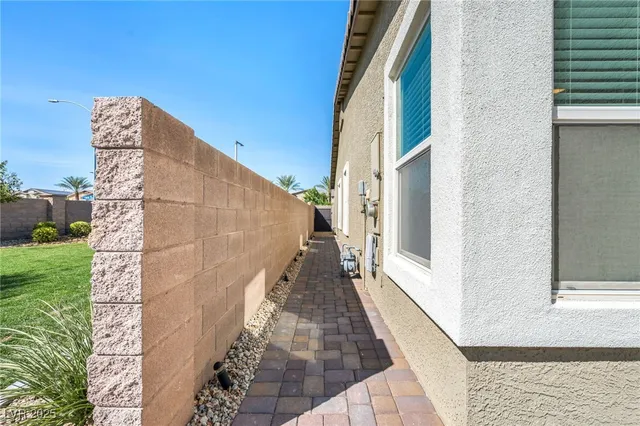$345,000 | 4426 Meadow Glade Avenue, North Las Vegas, NV 89084