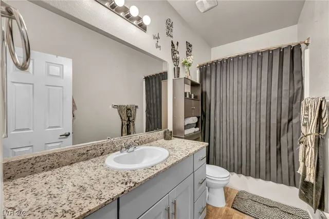 $345,000 | 4426 Meadow Glade Avenue, North Las Vegas, NV 89084