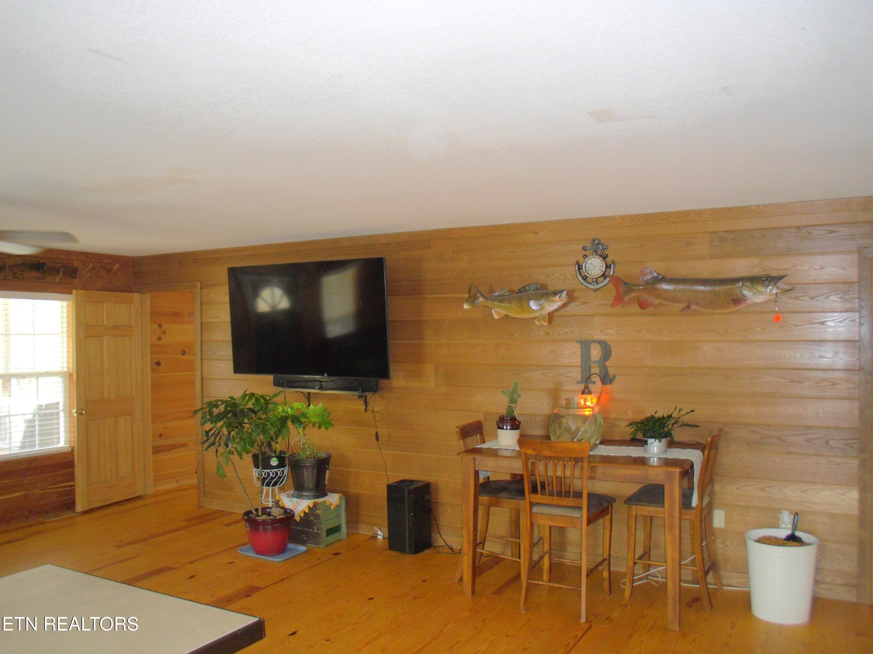 1225 Louvaine Road Jamestown, TN 38556 - Photo 10 of 27 SAM_3667