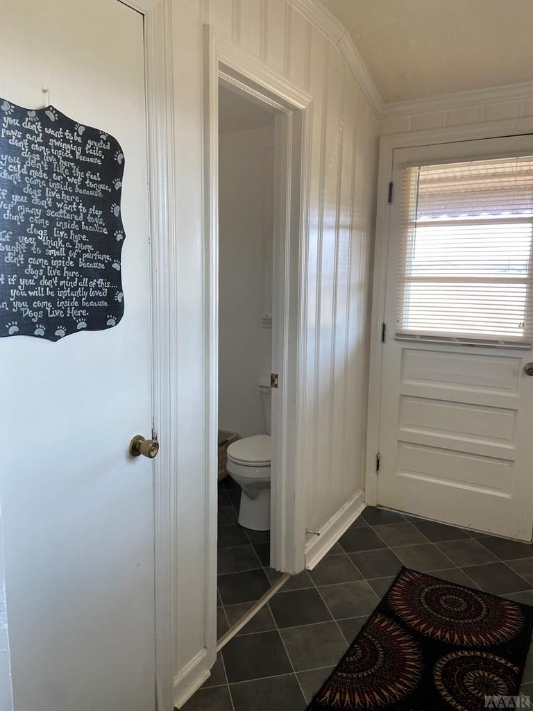 847 Pine Tops Road Murfreesboro, NC 27855 - Photo 26 of 41 Laundry Room