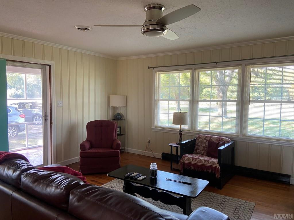 847 Pine Tops Road Murfreesboro, NC 27855 - Photo 30 of 41 Den