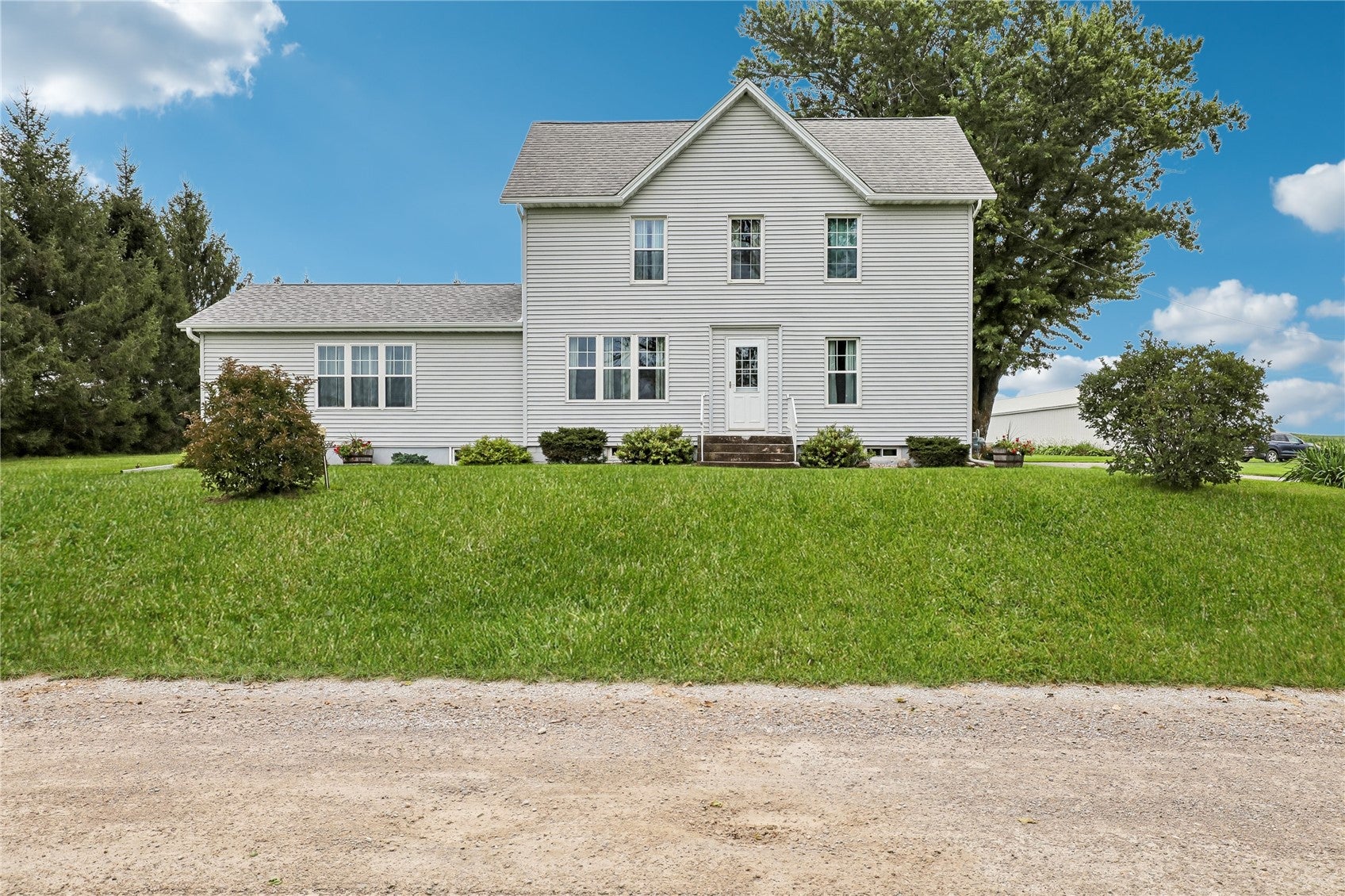 1056 R Avenue Norway, IA 52318 - Photo 1 of 39 Gallery Image 1