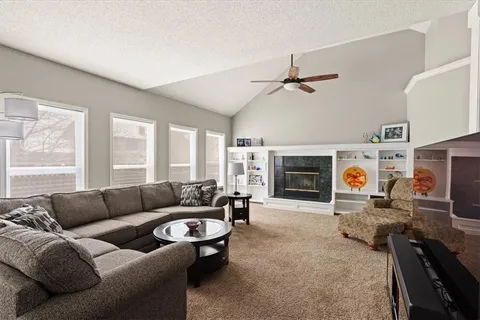 $399,000 | 16542 West 154th Street, Olathe, KS 66062