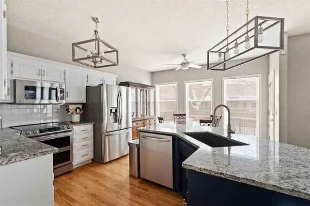 $399,000 | 16542 West 154th Street, Olathe, KS 66062