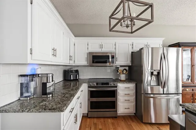 $399,000 | 16542 West 154th Street, Olathe, KS 66062