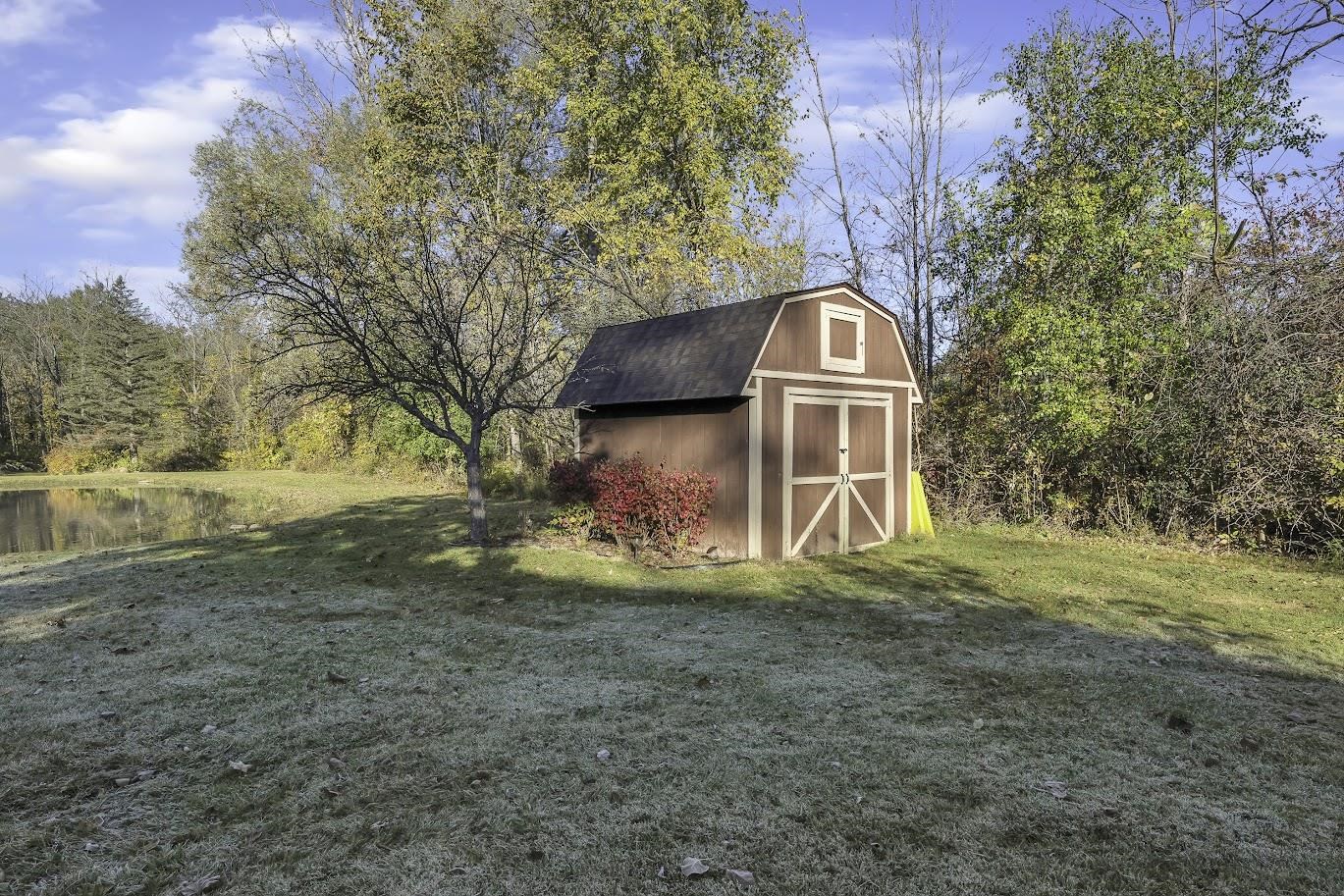 785 Townsend Road Leonard, MI 48367 - Photo 40 of 51 50158659-1c5b5b1b-81e5-41d5-9020-3d2bcd52bb57.JPG