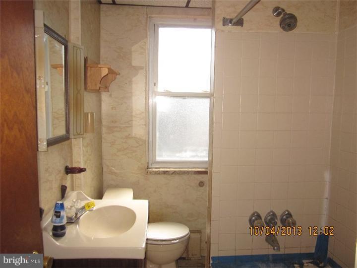 6968 Clinton Road Upper Darby, PA 19082 - Photo 5 of 8 Bathroom