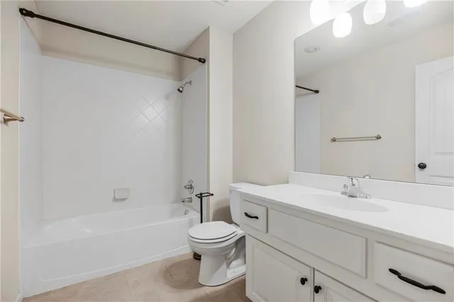 $749,500 | 9509 West 164th Street, Overland Park, KS 66085