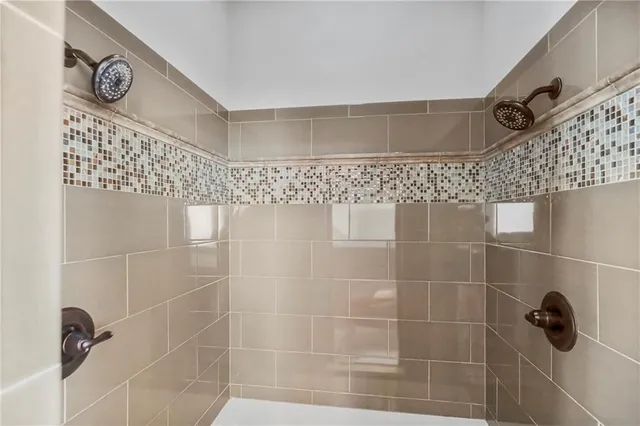 $749,500 | 9509 West 164th Street, Overland Park, KS 66085