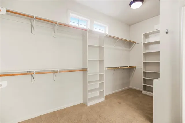 $749,500 | 9509 West 164th Street, Overland Park, KS 66085