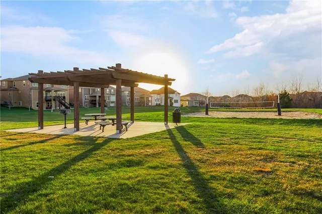 $749,500 | 9509 West 164th Street, Overland Park, KS 66085