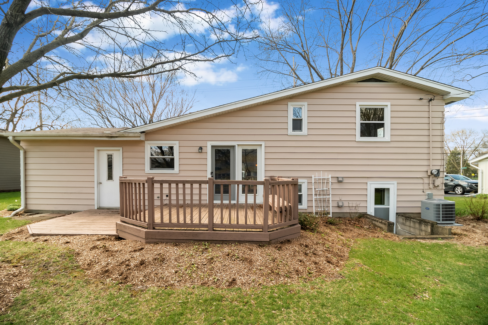 1120 Modaff Road Naperville, IL 60540 - Photo 22 of 31