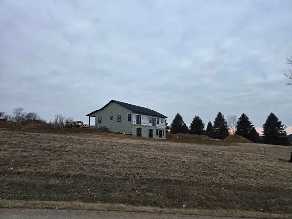 $749,000 | 21-51 Marina Court, Lake Carroll, IL 61046