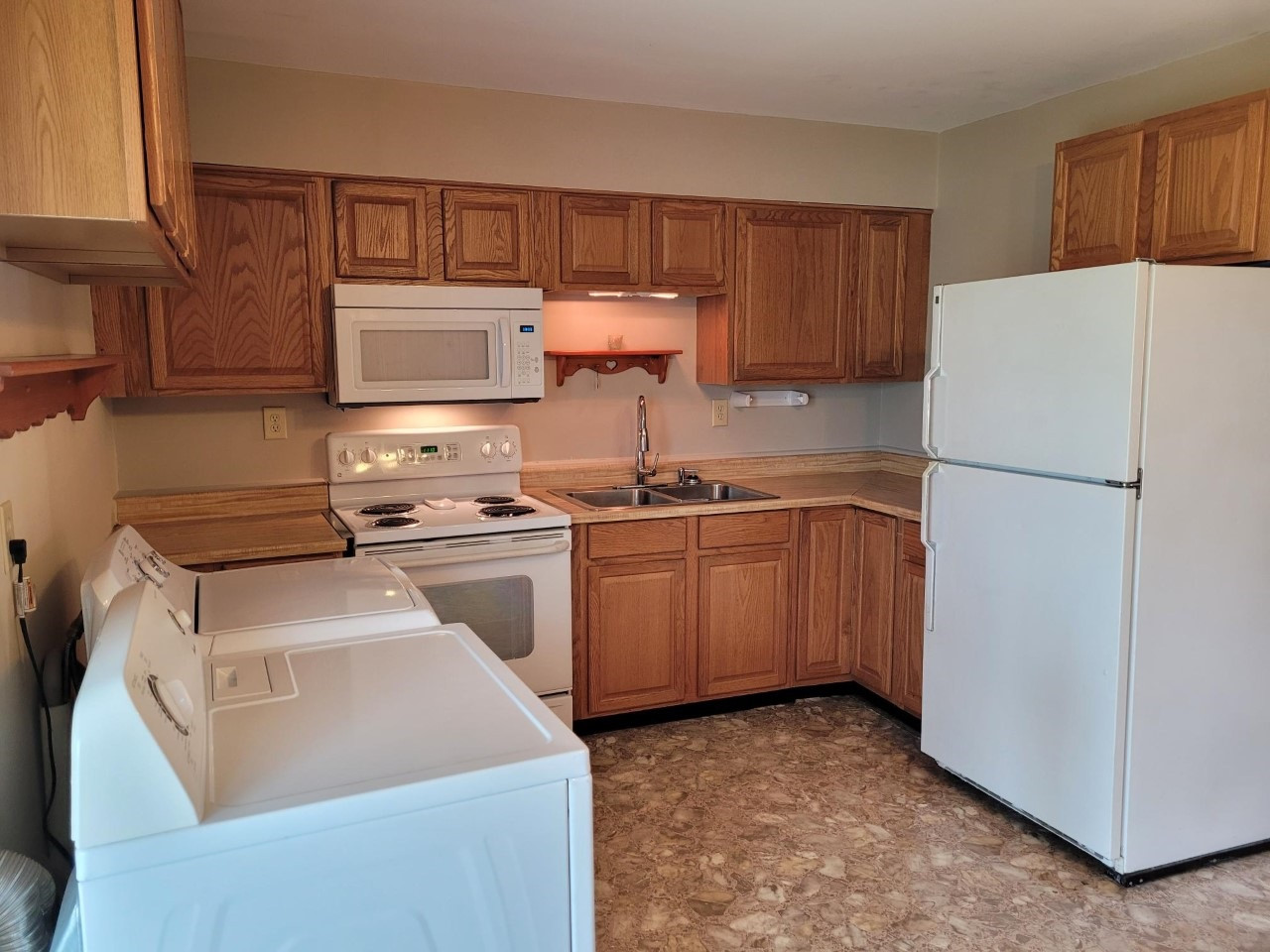 565 Erlanger Road Erlanger, KY 41018 - Photo 7 of 18 Gallery Image 7
