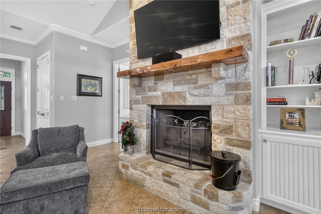 11404 Riley Green Road Franklin, TX 77856 - Photo 12 of 49 Gallery Image 12