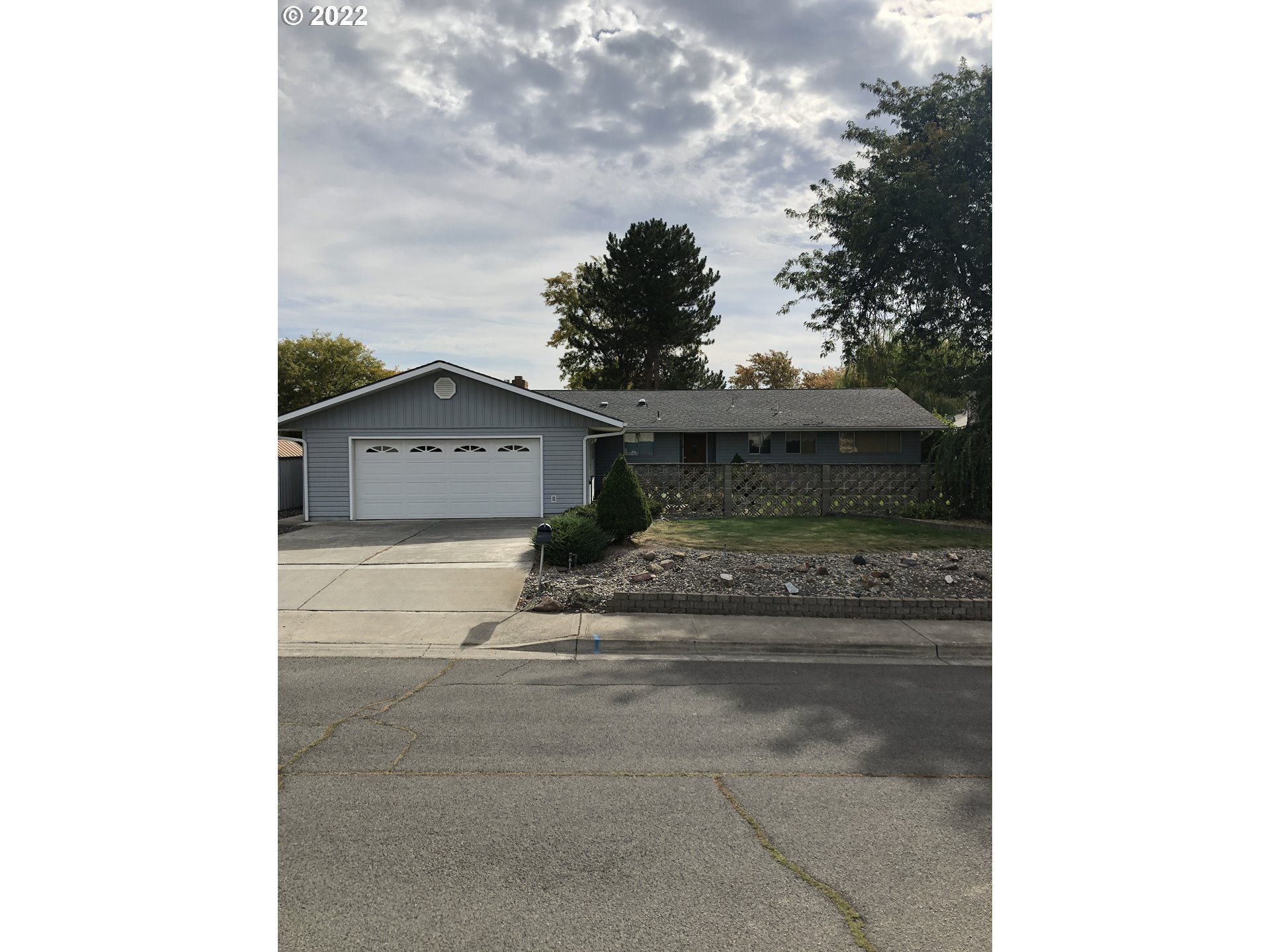 2806 Southwest Goodwin Avenue Pendleton, OR 97801 - Photo 1 of 32 a view of a house with a yard