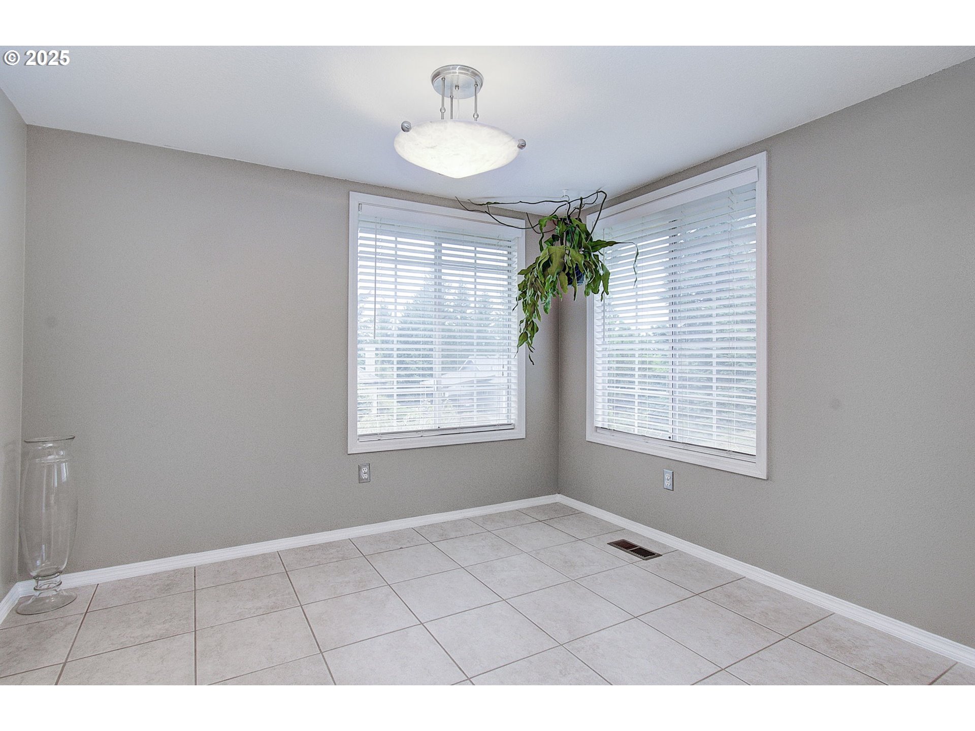 1402 Northwest 30th Avenue Camas, WA 98607 - Photo 14 of 33 a view of an empty room with a window