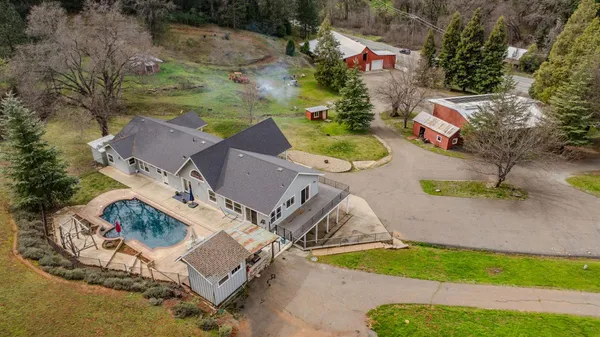 $1,190,000 | 21550 Highway 88, Pine Grove, CA 95665