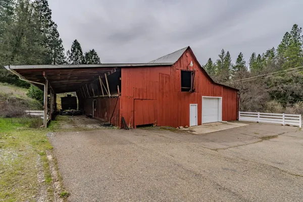 $1,190,000 | 21550 Highway 88, Pine Grove, CA 95665