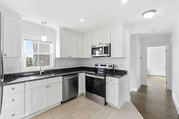 $2,100 | 1169 Chalkstone Avenue, Unit 2, Providence, RI 02908