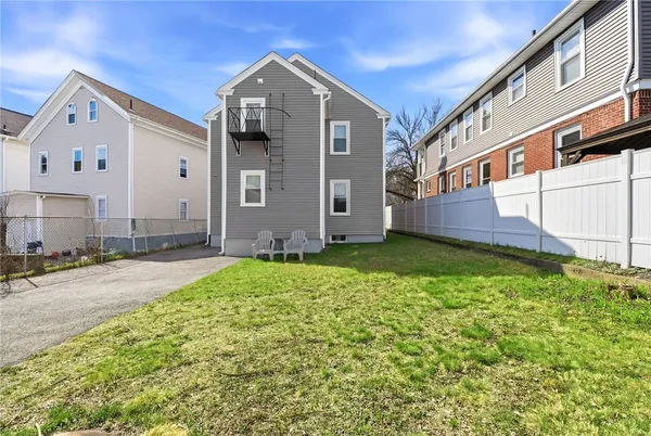 $2,100 | 1169 Chalkstone Avenue, Unit 2, Providence, RI 02908