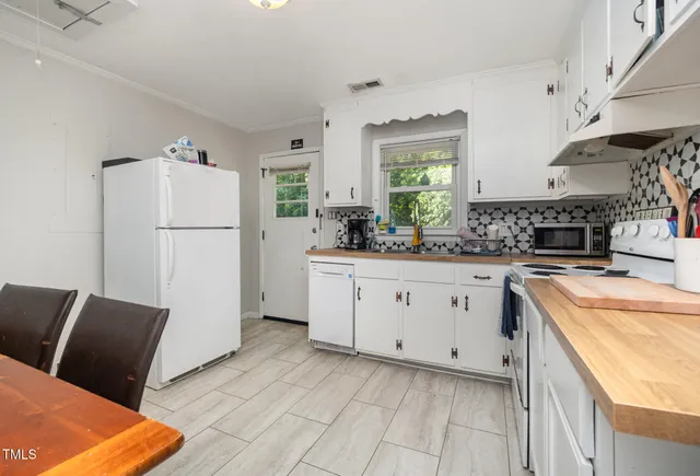 $1,645,000 | 5 Howell Street, Chapel Hill, NC 27514