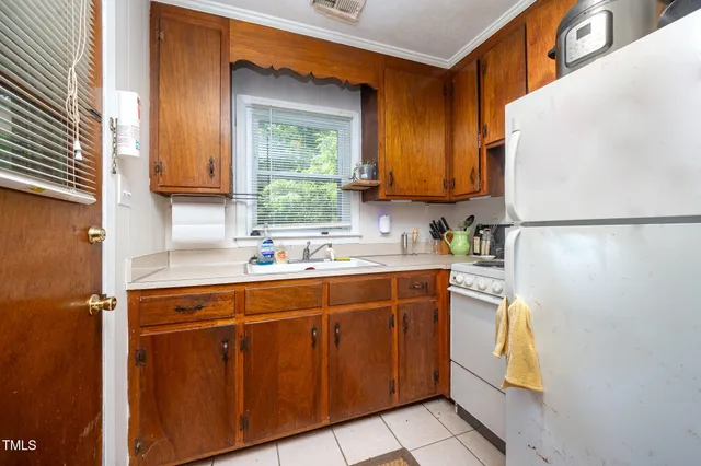 $1,645,000 | 5 Howell Street, Chapel Hill, NC 27514