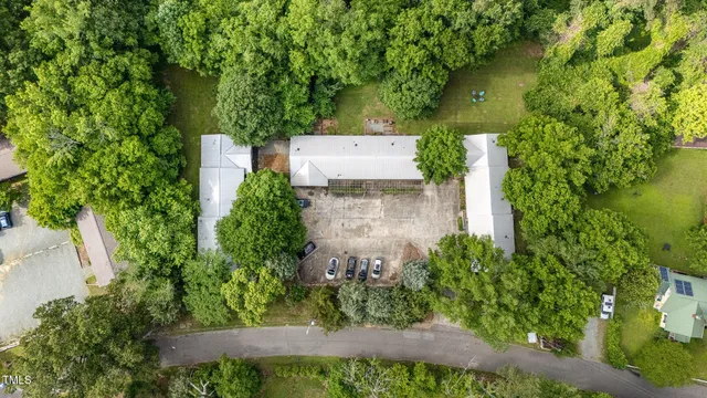 $1,645,000 | 5 Howell Street, Chapel Hill, NC 27514