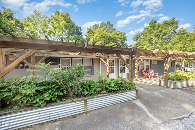 $1,645,000 | 5 Howell Street, Chapel Hill, NC 27514