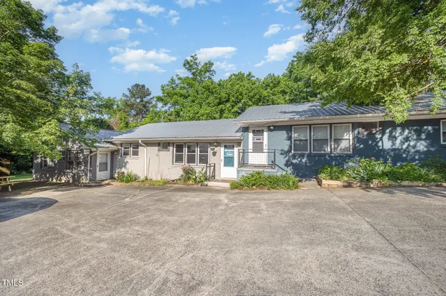 $1,645,000 | 5 Howell Street, Chapel Hill, NC 27514