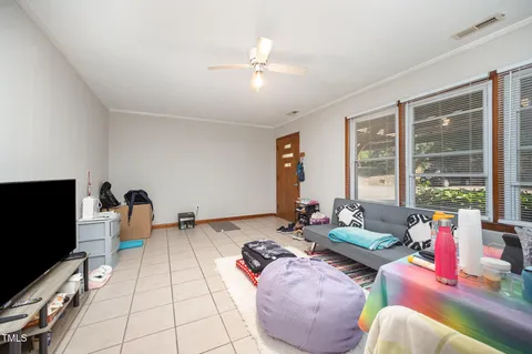 $1,645,000 | 5 Howell Street, Chapel Hill, NC 27514