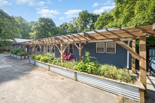 $1,645,000 | 5 Howell Street, Chapel Hill, NC 27514