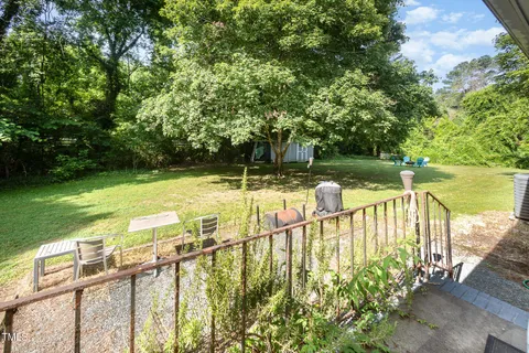 $1,645,000 | 5 Howell Street, Chapel Hill, NC 27514