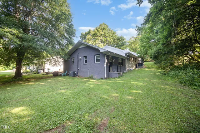 $1,645,000 | 5 Howell Street, Chapel Hill, NC 27514