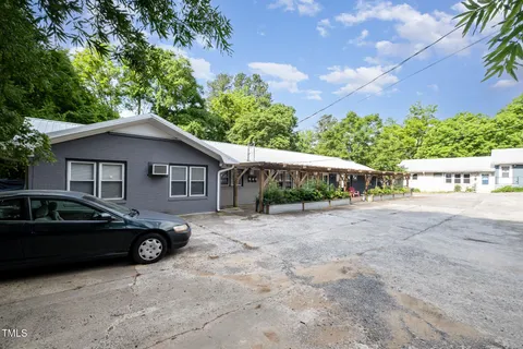 $1,645,000 | 5 Howell Street, Chapel Hill, NC 27514