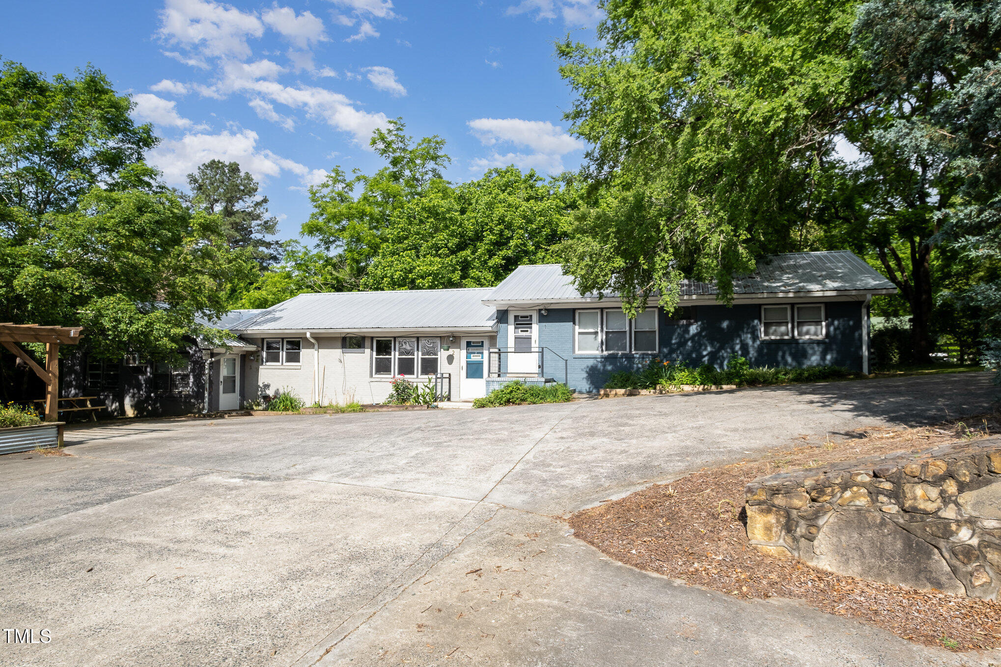 5 Howell Street Chapel Hill, NC 27514 - Photo 58 of 66 003_file_460