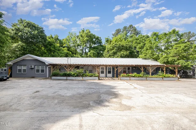 $1,645,000 | 5 Howell Street, Chapel Hill, NC 27514