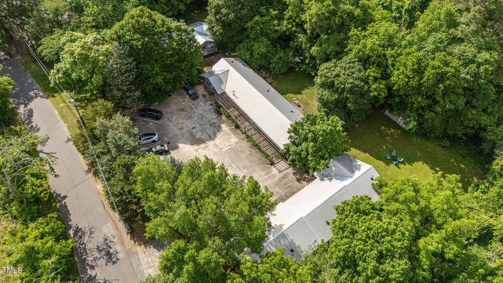 5 Howell Street Chapel Hill, NC 27514 - Photo 64 of 66 010_file_941