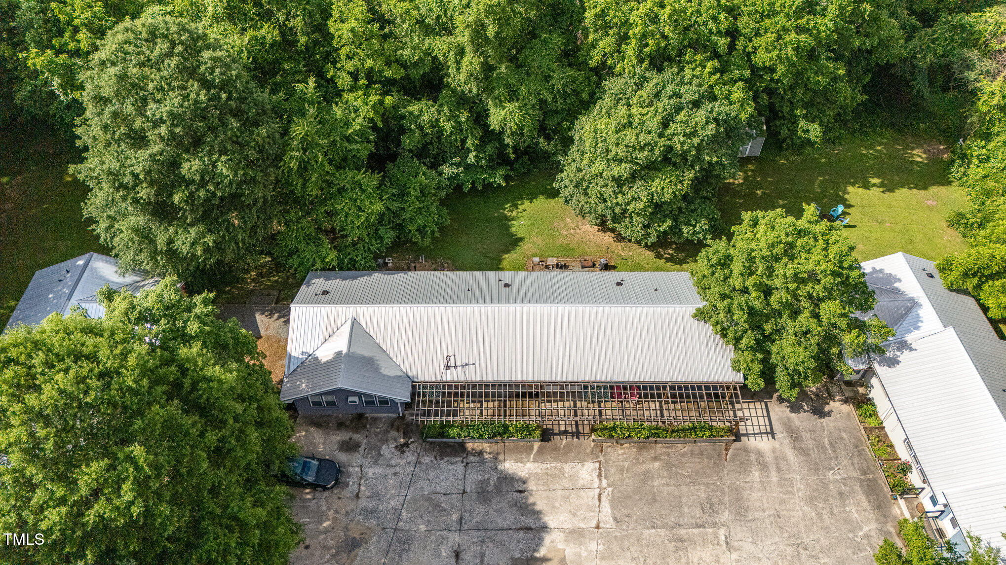 5 Howell Street Chapel Hill, NC 27514 - Photo 7 of 66 006_file_353