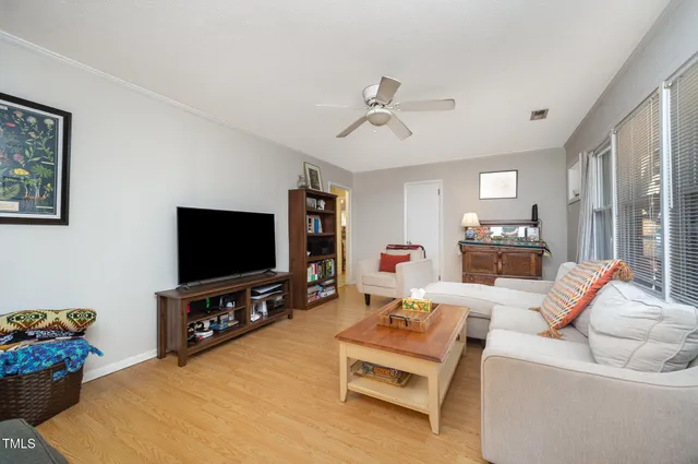 $1,645,000 | 5 Howell Street, Chapel Hill, NC 27514