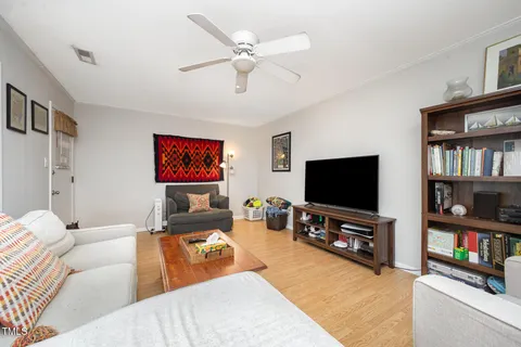 $1,645,000 | 5 Howell Street, Chapel Hill, NC 27514