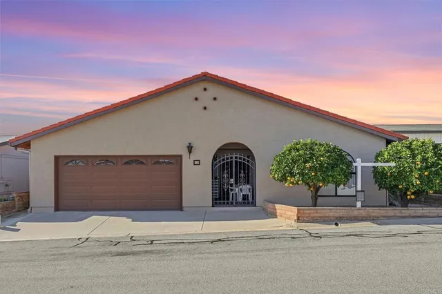 $649,000 | 634 Via Santa Cruz, Vista, CA 92081