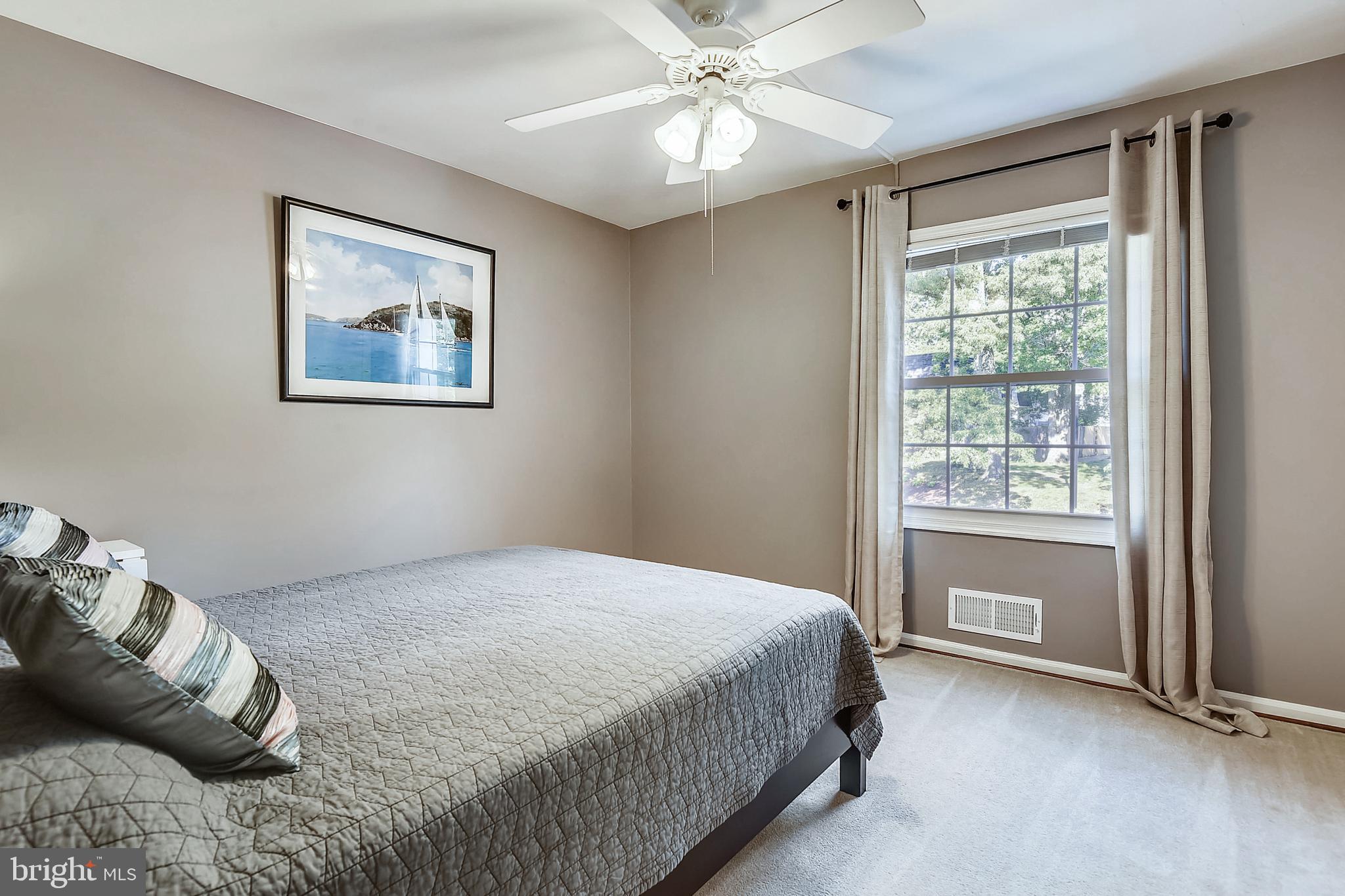 5935 Bayshire Road, Unit 119 Springfield, VA 22152 - Photo 17 of 32 Spacious 2nd bedroom-fresh paint