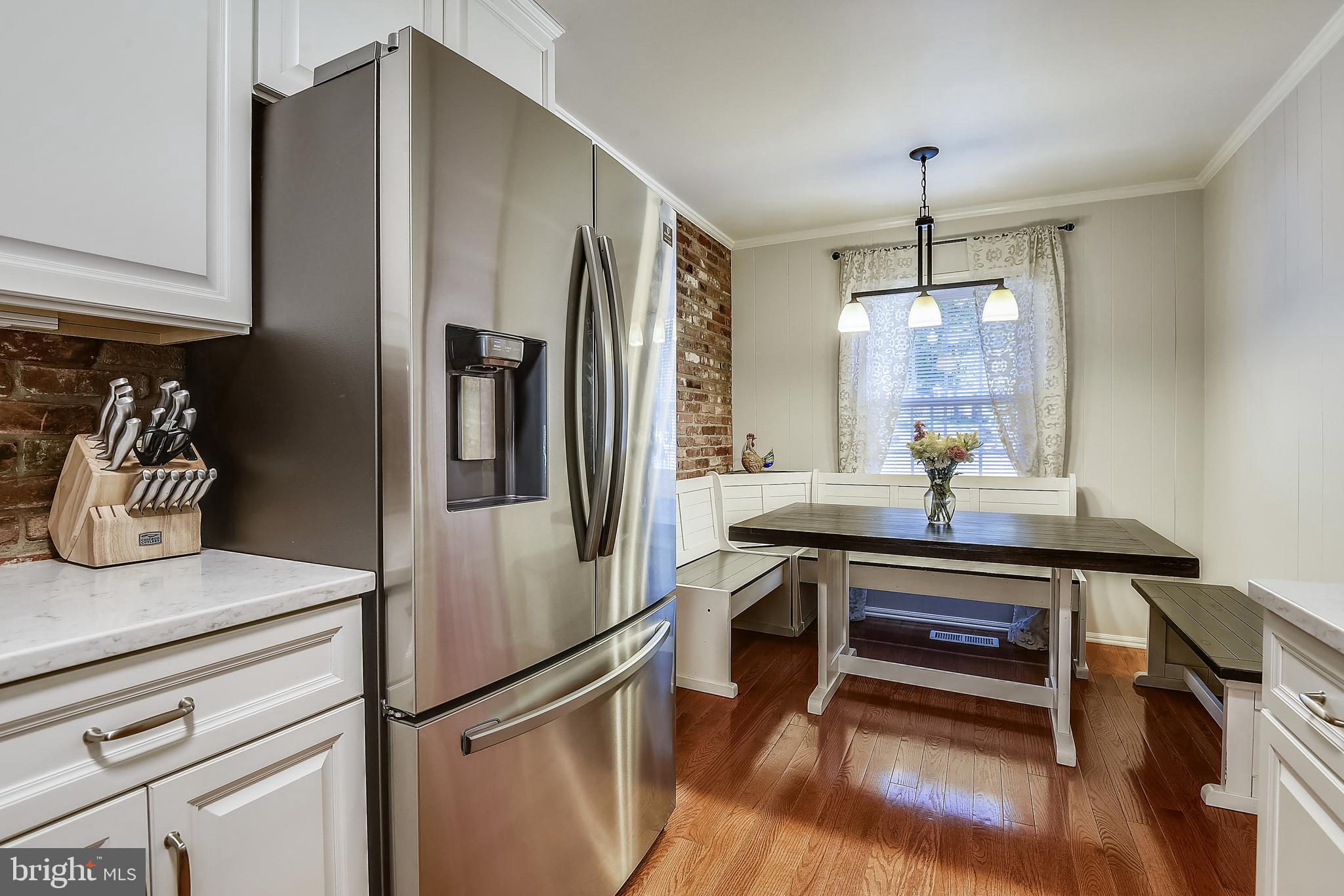 5935 Bayshire Road, Unit 119 Springfield, VA 22152 - Photo 5 of 32 Cozy eat-in kithen