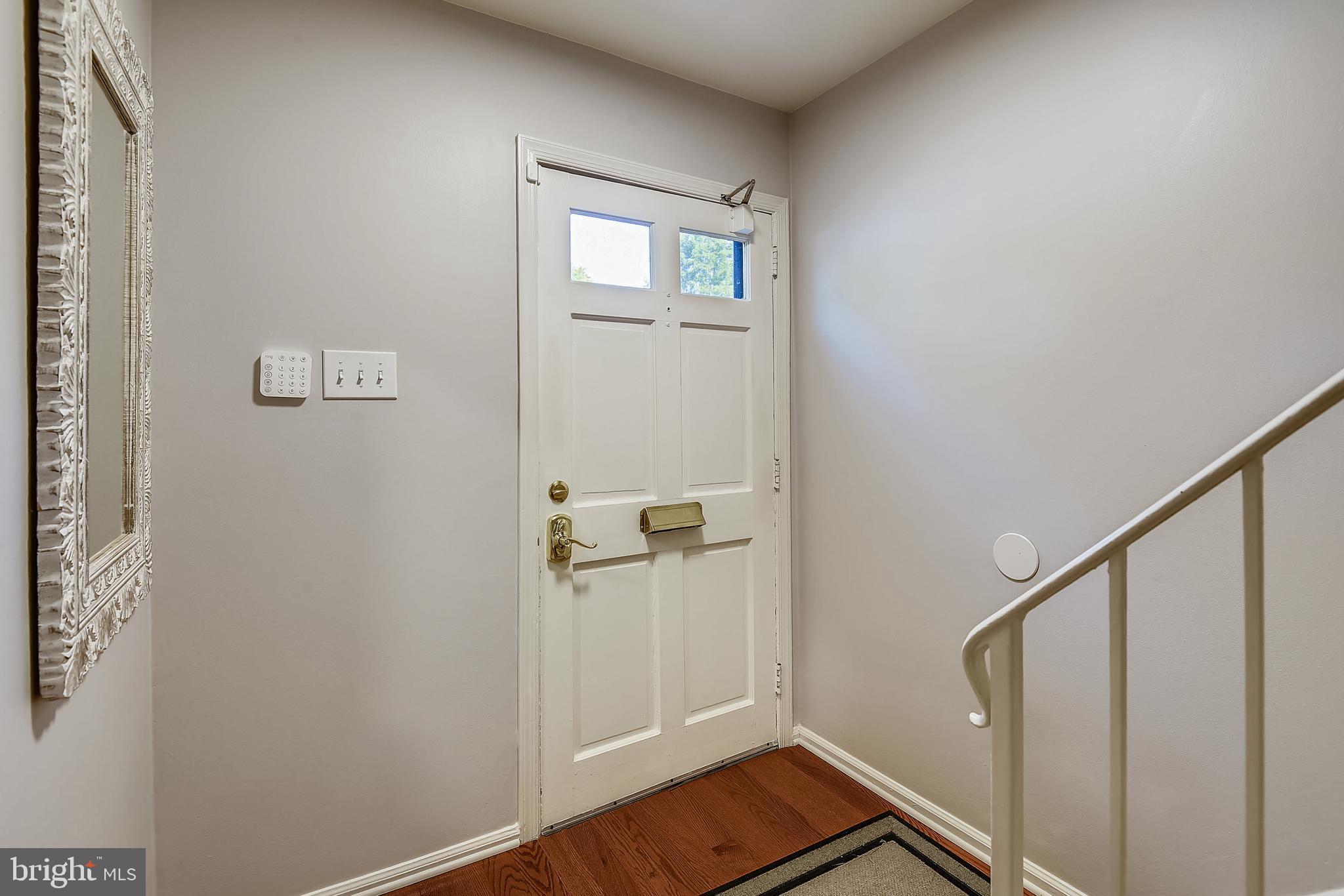 5935 Bayshire Road, Unit 119 Springfield, VA 22152 - Photo 10 of 32 Easy front door access with room to move