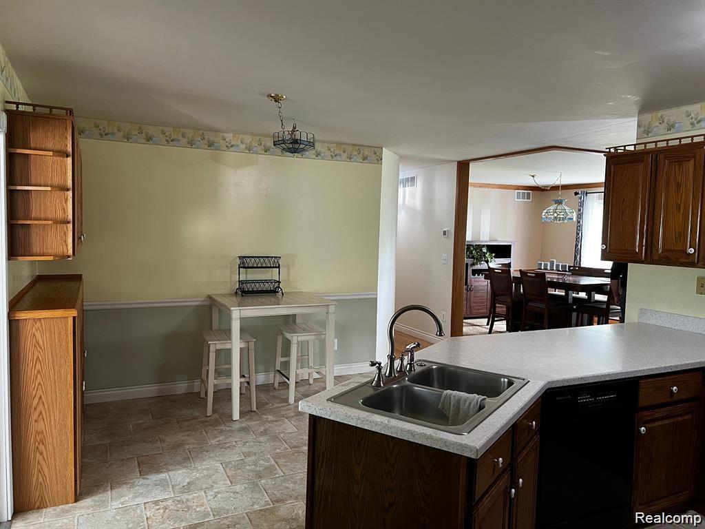 6153 South State Road Goodrich, MI 48438 - Photo 8 of 24 GetMedia (6).jpg